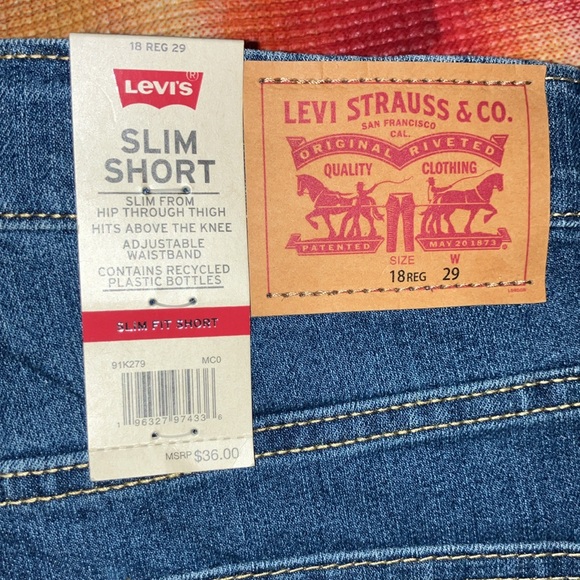 🌅NWT Levi’s Boy Shorts - Picture 4 of 8